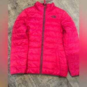 North face girls puffer size 14/16 pink